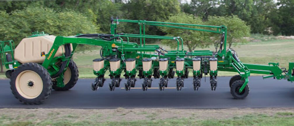 Просапна сівалка точного висіву Precision Planting YP16-30