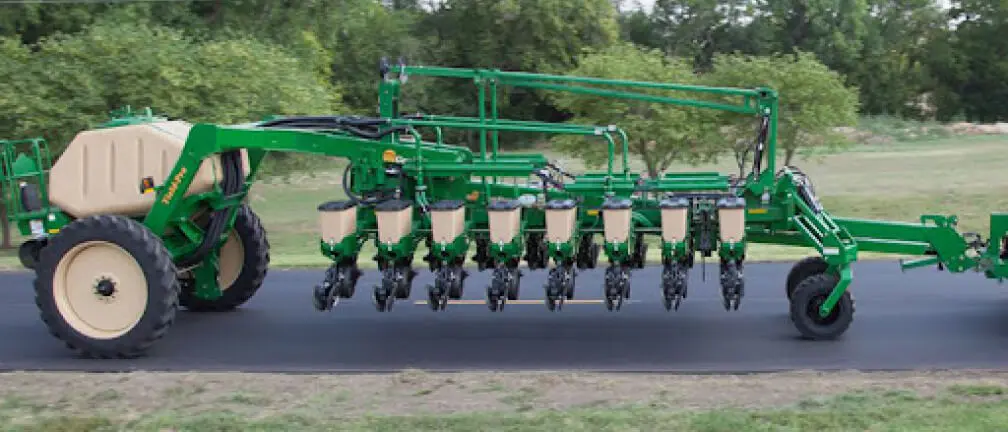 Precision Planting YP16-30 Row Crop Planter