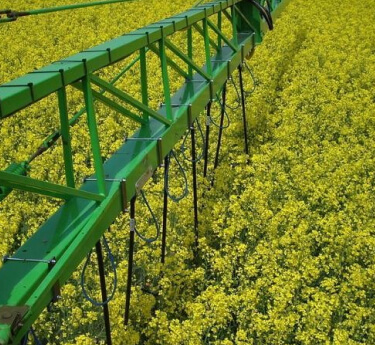 Внесення рідких добрив