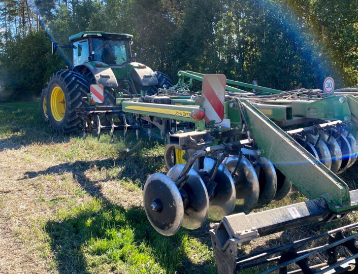 Глибокорозпушувач John Deere 2720